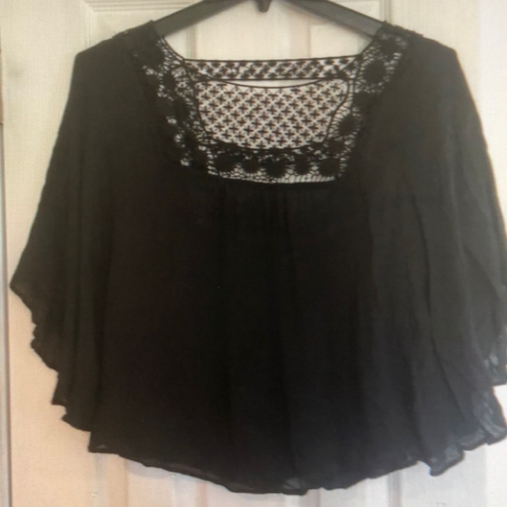 Aeropostale flowy black boho top medium